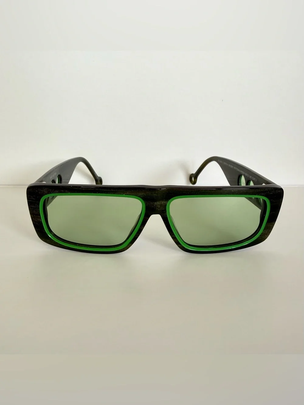 NEW!!! MO European brand sunglasses Retail 350$